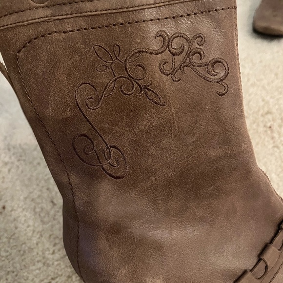 Roper embroidered fashion boots - Picture 4 of 6